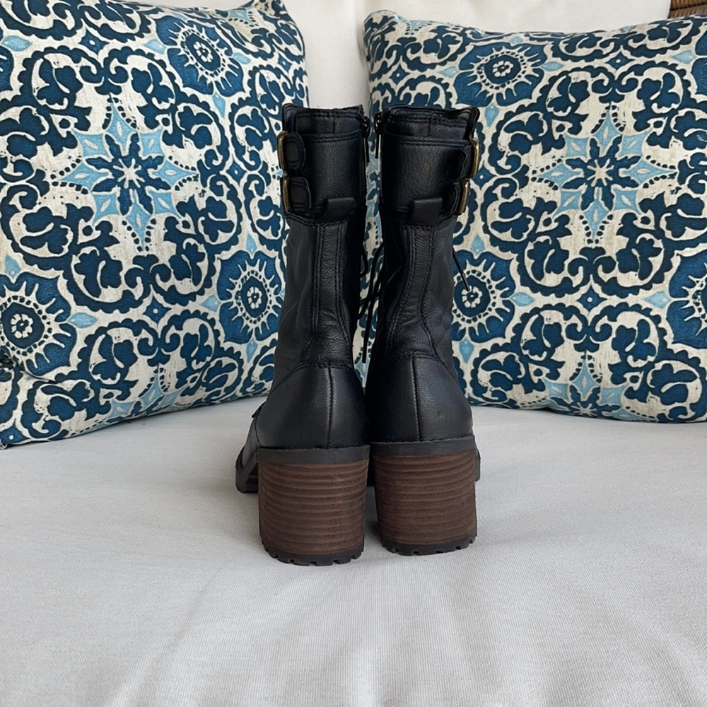 Lucky Brand Leather Side Zip Boots - NWOT - Picture 4 of 8